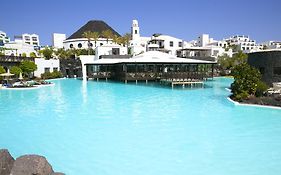 Volcan Hotel Playa Blanca